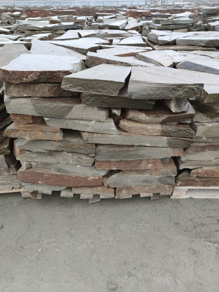 Плитняк песчаник серо-зелёный для мощения 60-65 мм купить в Карталах