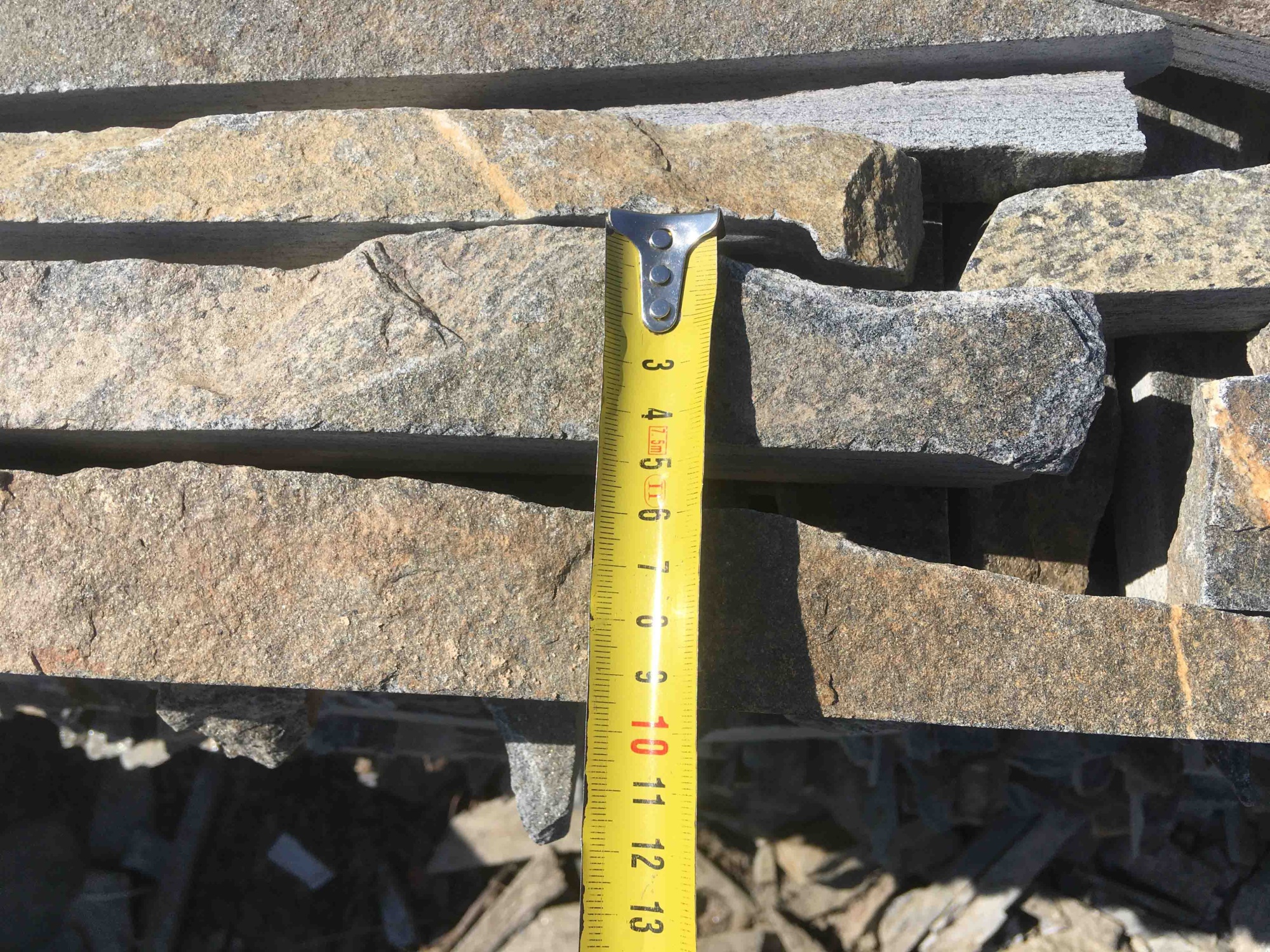 Горбушка златолит мультиколор для облицовки купить в Карталах