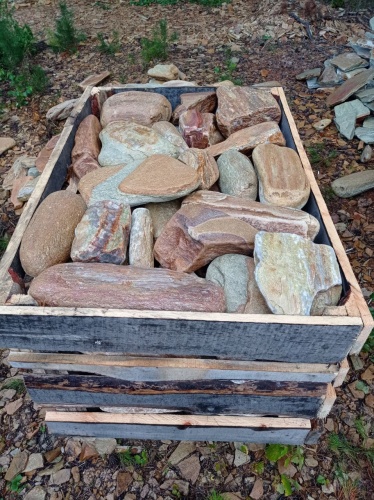 Златолит жёлтый, жёлто-зелёный глыбки и валуны для ланшафтного дизайна купить в Карталах