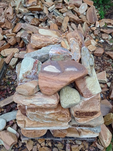 Златолит жёлтый, жёлто-зелёный глыбки и валуны для ланшафтного дизайна купить в Карталах