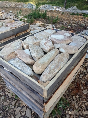 Златолит жёлтый, жёлто-зелёный глыбки и валуны для ланшафтного дизайна купить в Карталах