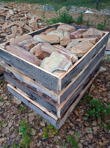 Златолит жёлтый, жёлто-зелёный глыбки и валуны для ланшафтного дизайна купить в Карталах