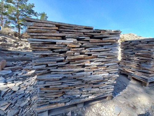 Плитняк златолит серебристый для фасада купить в Карталах