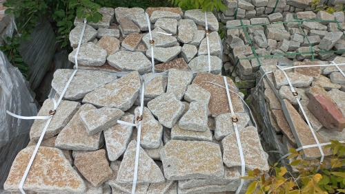 Гранитный плитняк галтованный для парковки купить в Карталах