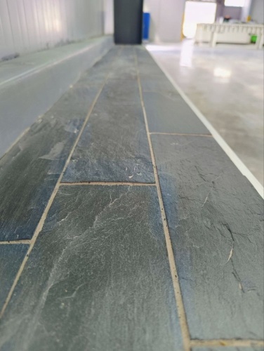 Плитка чёрная из натурального камня фасадная 30 см * 5 см, толщина 7 мм -30 мм купить в Карталах