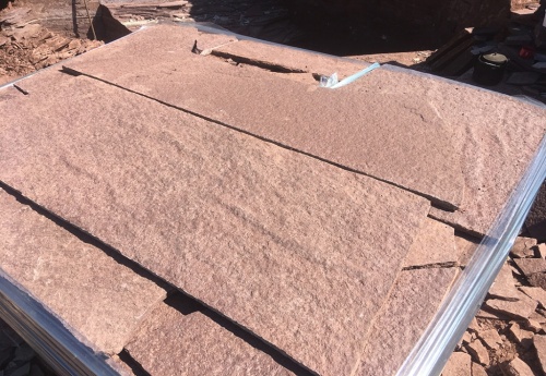 Плитняк лемезит бордовый для ступеней 20-25 мм купить в Карталах